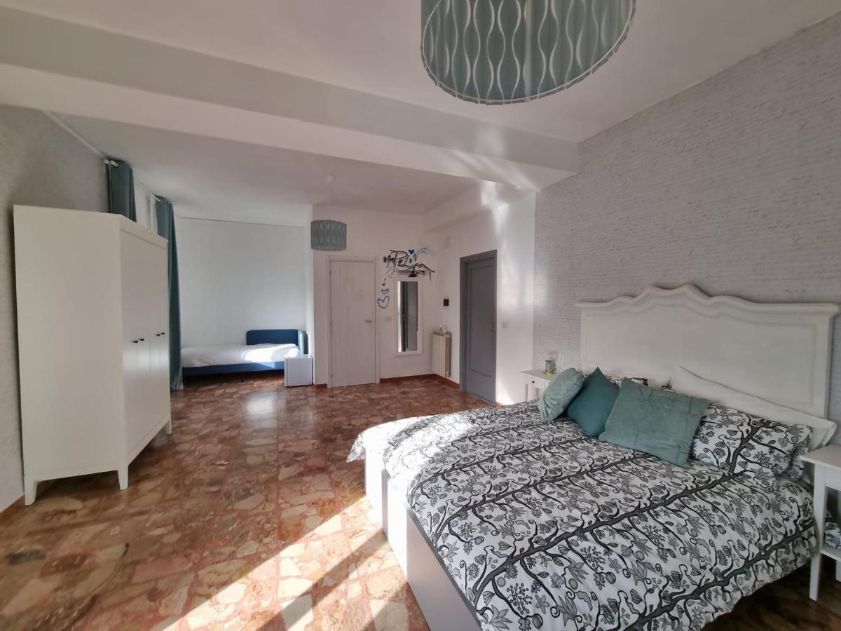 Happy In Naples Bed and Breakfast Εξωτερικό φωτογραφία