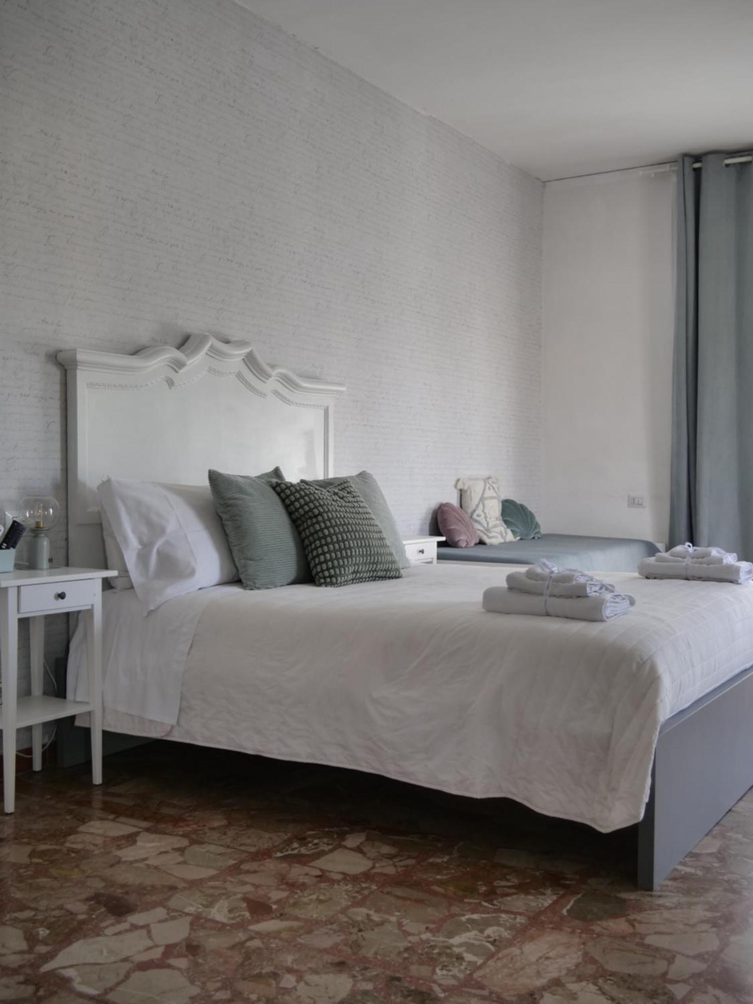 Happy In Naples Bed and Breakfast Εξωτερικό φωτογραφία