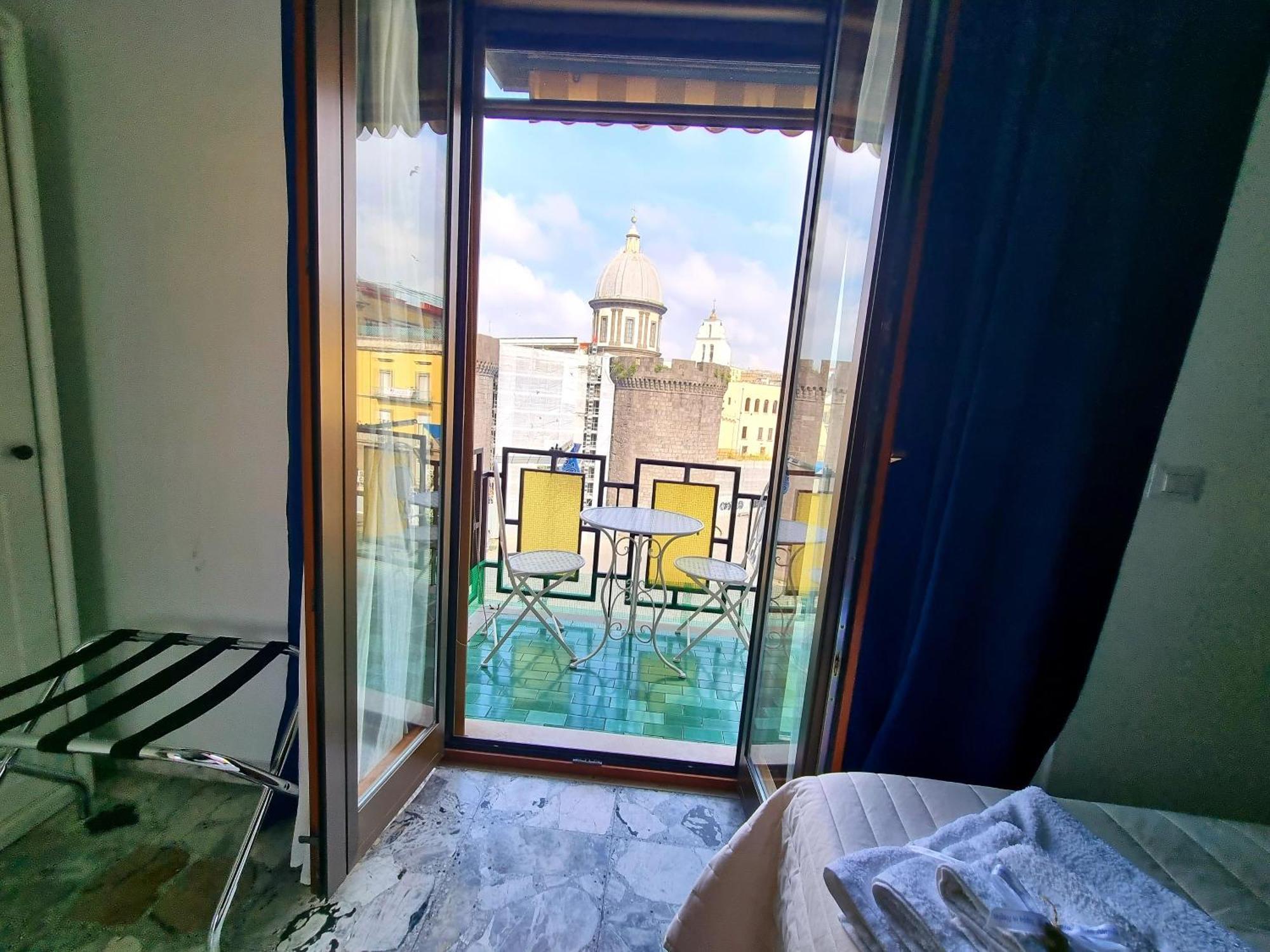 Happy In Naples Bed and Breakfast Εξωτερικό φωτογραφία