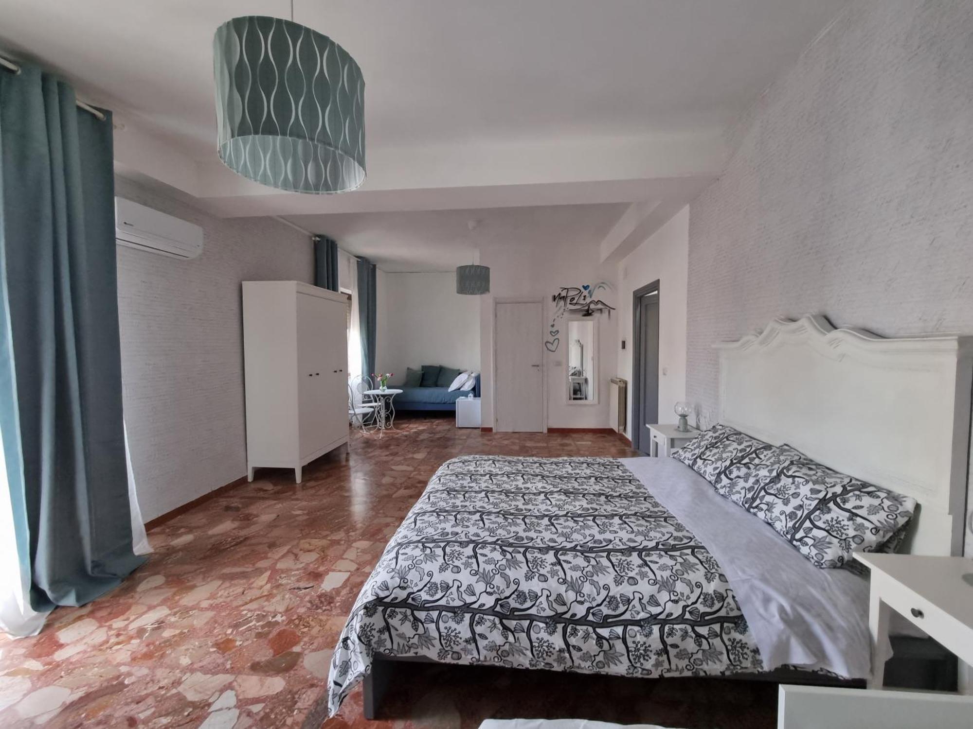 Happy In Naples Bed and Breakfast Εξωτερικό φωτογραφία